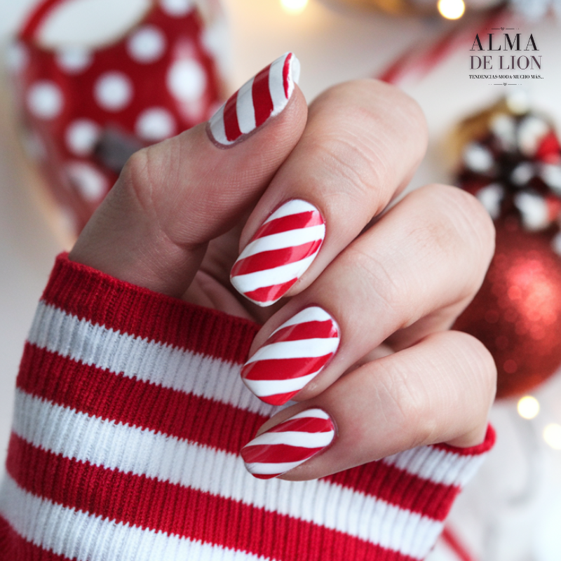 Uñas de Navidad Fáciles y Rápidas Ideas para Hacer en Casa (20)